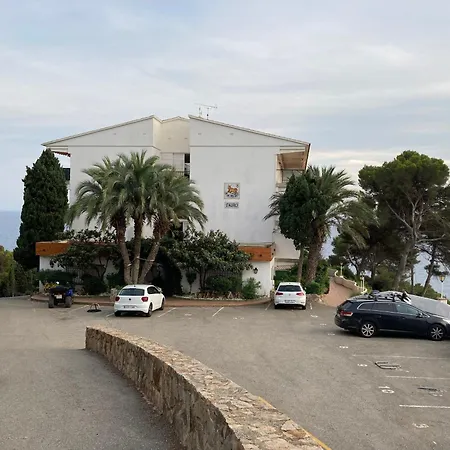 Bertur Cala Llevado Apartman *